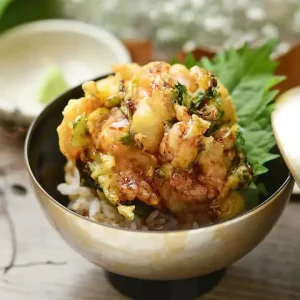 海老かき揚げ天丼